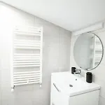 Urban Loft Old Town 25 Apartment