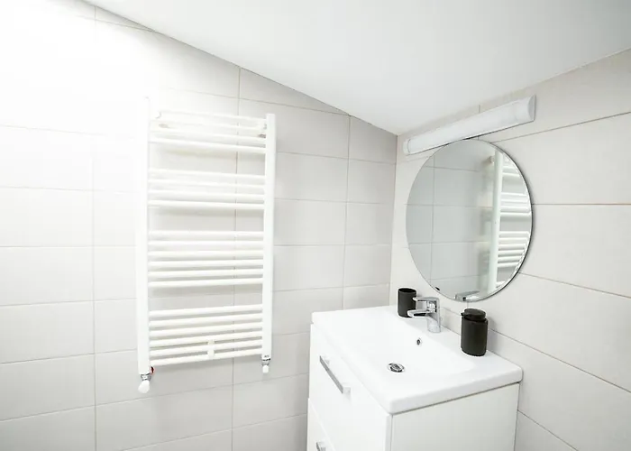 Urban Loft Old Town 25 아파트